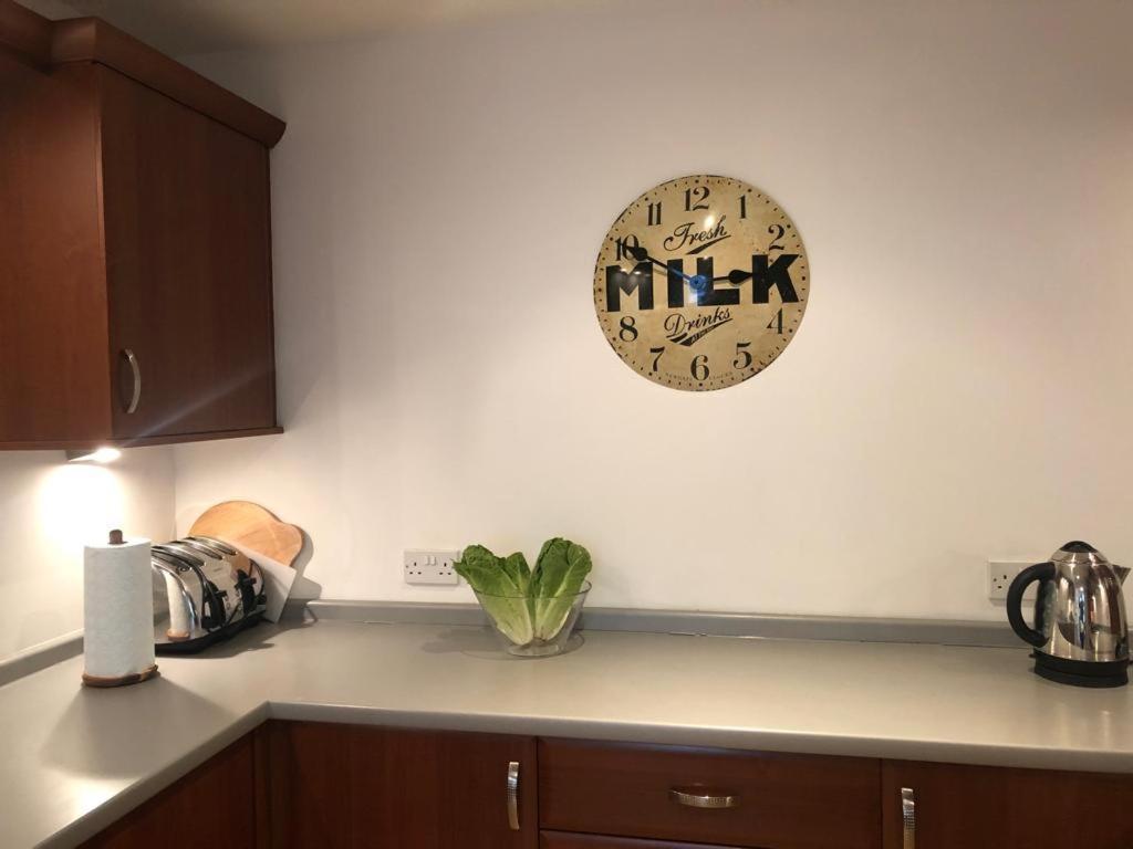 Comfy Two Bedroom Apartment Right In The City Centre Glasgow Ngoại thất bức ảnh
